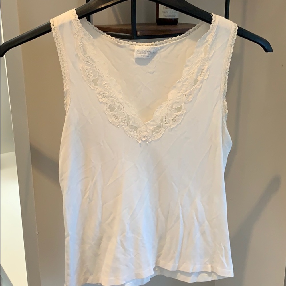 Vintage, feminine, fun and flirty lace tank